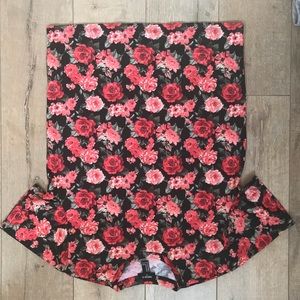 Forever 21 Men’s Rose Medium T-shirt